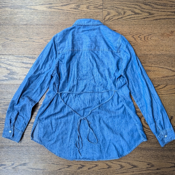 Motherhood Maternity chambray button up (small) - Picture 4 of 4